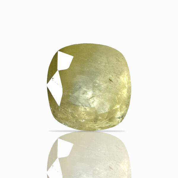 Yellow Sapphire (Pukhraj) 10.59 Carat
